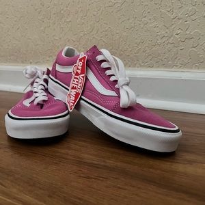 PINK VANS